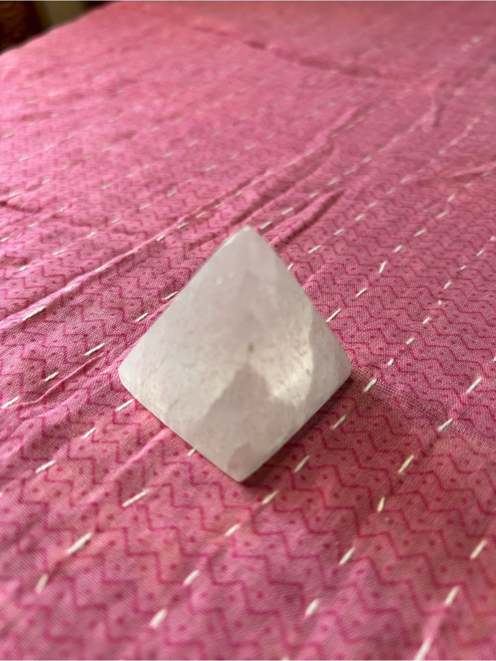 Quartz Pyramid Crystal Point - Picture 4 of 6